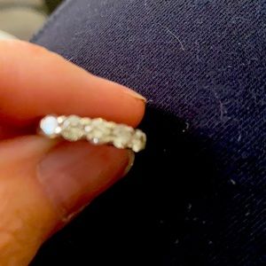 5 diamond ring in white gold